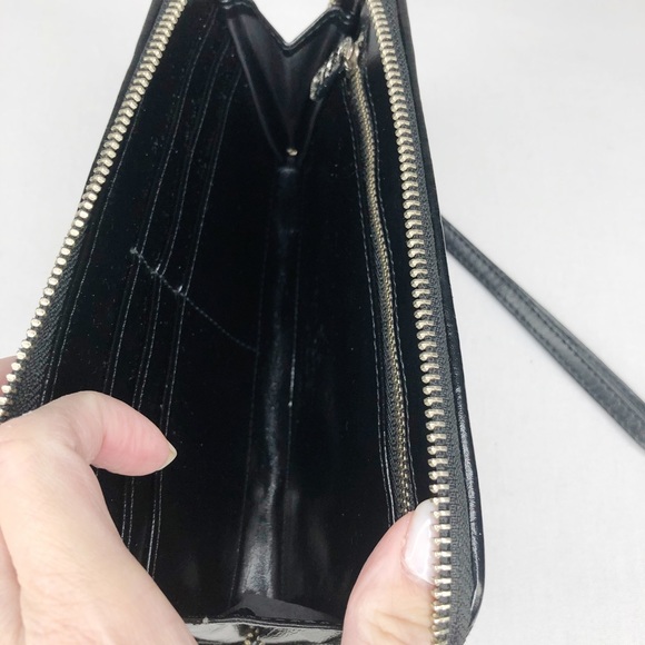 ✨HPx2✨ Marc Jacobs Black Quilted Wristlet Wallet - Picture 3 of 7